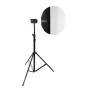 NANLITE Lantern‑Softbox LT‑FMM‑60 sferinis softboxas, pritvirtintas prie juodo trikojio su Nanlite Forza 60 LED šviesa, užtikrinantis vienodą ir omnidirektyvų minkštą apšvietimą fotografijai ir vaizdo įrašams.