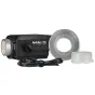 NANLITE FS-200 Spot Light su sidabro reflektoriumi, susuktuvu maitinimo kabeliu ir balta apsaugine dangteli LED elementams, su tekstūru turėklu ir prekės ženklo tekstu.