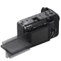 Sony FX3 pilno kadro Cinema Line kamera su iškeliamu LCD ekranu, viršutinė peržiūra su režimo dialu, MENU mygtuku ir fokusavimo didinimo stiklu.