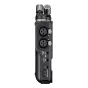 Tascam Portacapture X6 rankinis įrašymo prietaisas galinis vaizdas su dviem XLR mikrofono/linijos įėjimais, garso reguliatoriumi, 3,5 mm ausinių jungtimi ir įmontuotais kondensatoriniais mikrofonais.