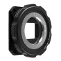 Z-CAM M Mount adapteris Z-Cam E2 Flagship Series kameroms, su kvadratine M-mount anga, juodais tekstūru rankena, sidabriniu montavimo žiedu, tvirtinamu varžtais, ir OPEN/LOCK indikatoriais.