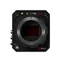 Priekinis Z CAM Z-CAM E2-S6 Mark II Super 35mm 6K kino kameros vaizdas su EF tvirtinimu, žaliu maitinimo LED, XLR ir CTRL prievadais bei 12V 2A papildomo maitinimo lizdu.