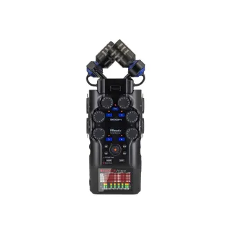 Zoom H6studio rankinis audio rekorderis su XY mikrofonais, priekinis vaizdas, juodas korpusas, valdymo mygtukai ir LCD ekranas
