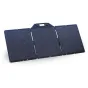 Maentum Foldable SolarPanel 2.0 High Voltage 150 Wp nešiojamas saulės panelis su trimis tamsiai mėlynomis monokrystalinėmis sekcijomis, sulankstomu dizainu, integruotu rankenėle, IP67 apsauga ir 5 m MC4 kabeliu.