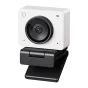 OBSBOT Meet 2 Combo Cloud White 4K AI kamera su dideliu objektyvu ir juodu tvirtinimu, turi gestų valdymą ir du mikrofonus.