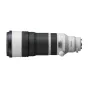 Sony FE 100-400mm f/4.5 GM OSS super‑teleskopinis zoom objektyvas, baltas ir juodas korpusas su priekinio dangtelio raudona orientavimo žyme, šoninis vaizdas su zoom ir fokusavimo žiedais, G Master ir OSS ženklinimu.
