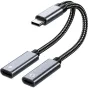 PremiumCord USB‑C 2‑in‑1 splitter su pintu juodu kabeliu, viršutinis USB‑C jungtis ir du apatiniai USB‑C lizdai (vienas įkrovimui su žaibo simboliu, kitas garsui su ausinių simboliu) aliuminio korpuse