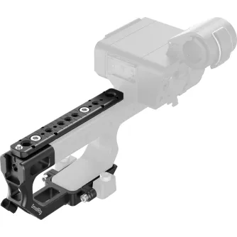 SmallRig 6781 papildymo montavimo plokštė Sony XLR‑H2B, juodas metalinis laikiklis su 1/4"-20 ir 3/8"-16 sriegiais, pritvirtintas prie baltos ergonomiškos rankenos, su XLR‑H2B garso moduliu fone SmallRig 6781 papildymo montavimo plokštė Sony XLR‑H2B, juodas metalinis laikiklis su 1/4"-20 ir 3/8"-16 sriegiais, pritvirtintas prie baltos ergonomiškos rankenos, su XLR‑H2B garso moduliu fone