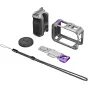 SmallRig Modular Street Photography Kit for DJI Osmo Action 6, įskaitant atvirą aliuminio rėmą, šoninį rankeną su violetiniais akcentais, silikono objektyvo dangtelį, šaltojo batų adapterį ir juodą riešo dirželį, visi pateikti k