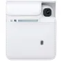 Baltasis Fujifilm Instax Mini 13 apsauginis dėklas su reguliuojamu petnešu, išpjova objektyvui, užpakalinė kišenė momentinėms nuotraukoms ir tvirta siuvimo detalė.