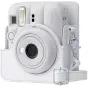 Baltasis Fujifilm Instax Mini 13 apsauginis dėklas su reguliuojamu petneša, priekinis vaizdas, rodantis objektyvą ir nuotraukų saugojimo kišenę
