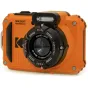 Oranžinis Kodak PixPro WPZ2 tvirtas kompaktiškos kameros su 4× optiniu priartinimu, 15m vandeniui atspariu reitingu, įmontuota blykste, WiFi ir papildomomis baterijomis, ideali nuotykių fotografijai.