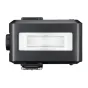 Kompaktiškas juodas Godox iT30Pro TTL blykstė Nikon, priekinis vaizdas su stačiakampiu blykstės galvute, šoniniu valdymo mygtuku, viršutiniu reguliavimo ratuku ir USB‑C jungtimi.