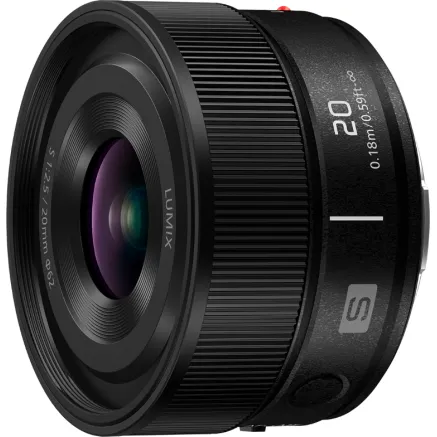 Panasonic Lumix S 20mm F/2.5